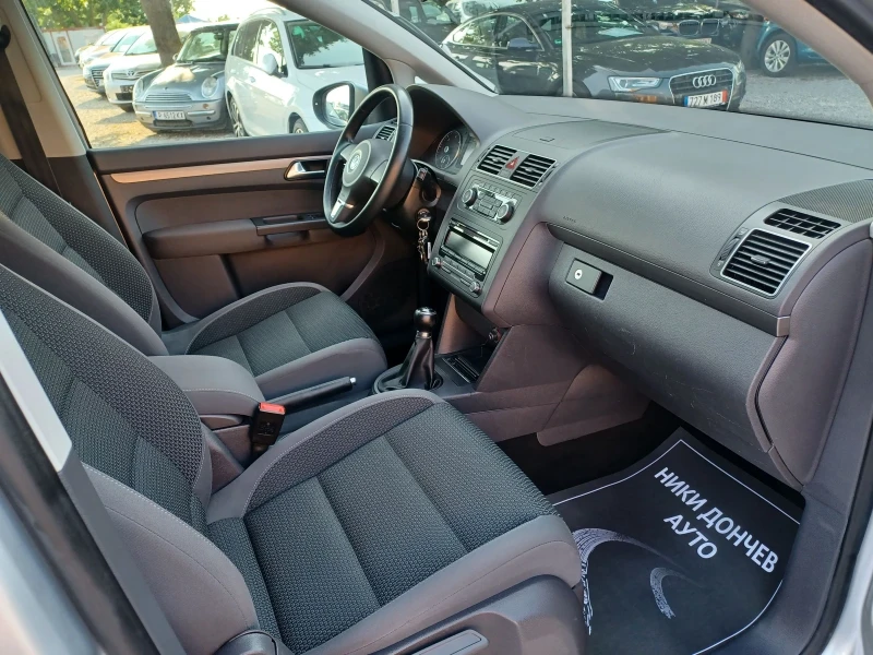 VW Touran 2.0-140 TDI! 6скорости! 7местен! Топ, снимка 9 - Автомобили и джипове - 50647847