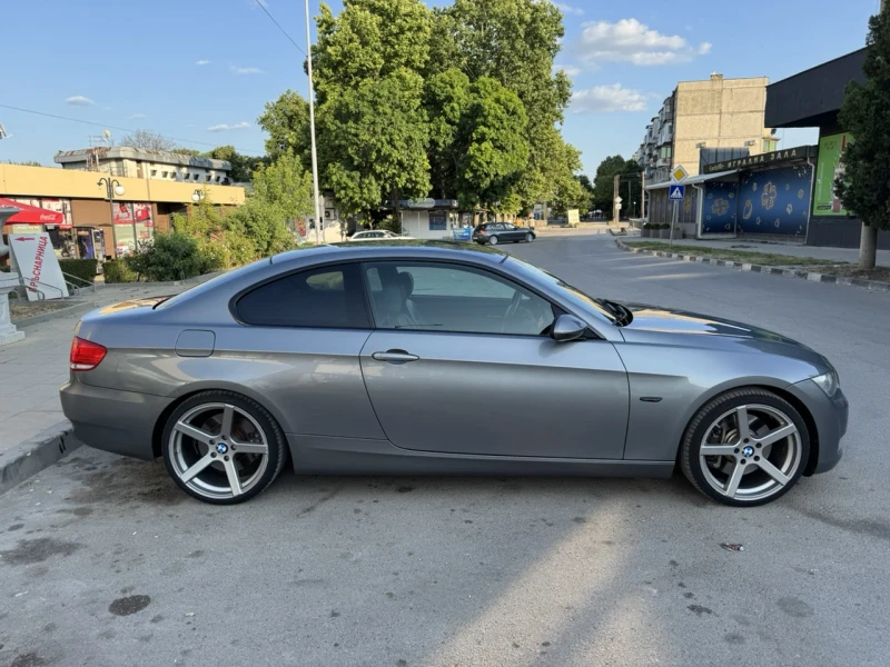 BMW 330 Е92, снимка 3 - Автомобили и джипове - 52400143