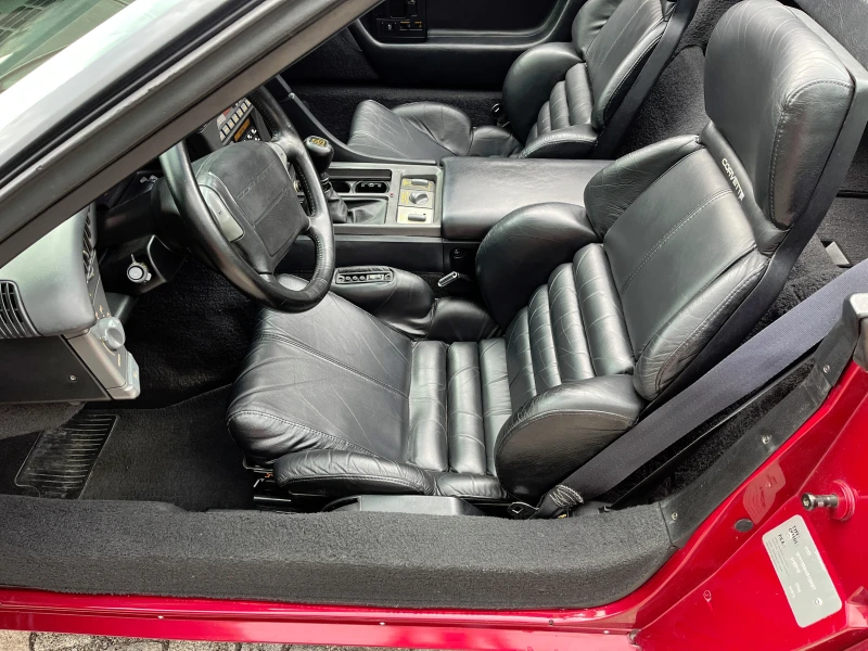 Chevrolet Corvette C4, снимка 10 - Автомобили и джипове - 52593423