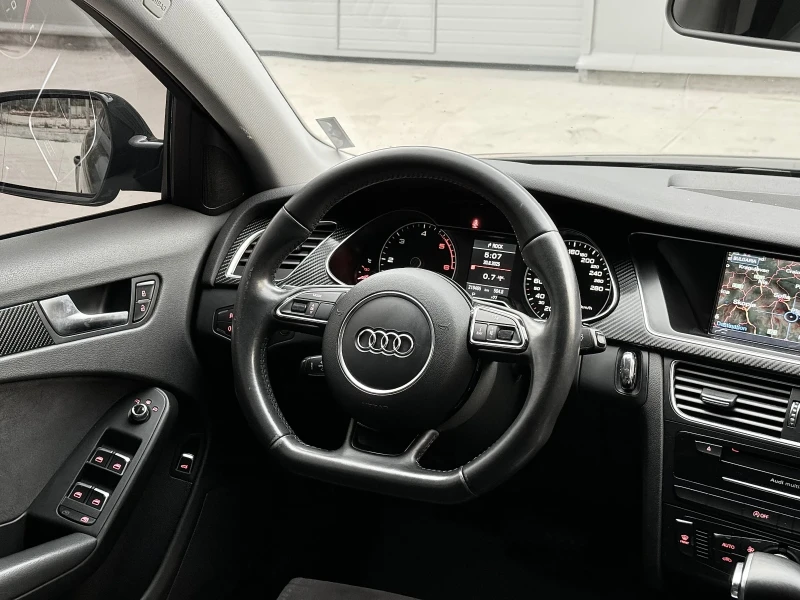 Audi A4 3.0TDI/ QUATTRO/ CARBON/ Bi-Xenon/ LED/ NaVi, снимка 10 - Автомобили и джипове - 51608761