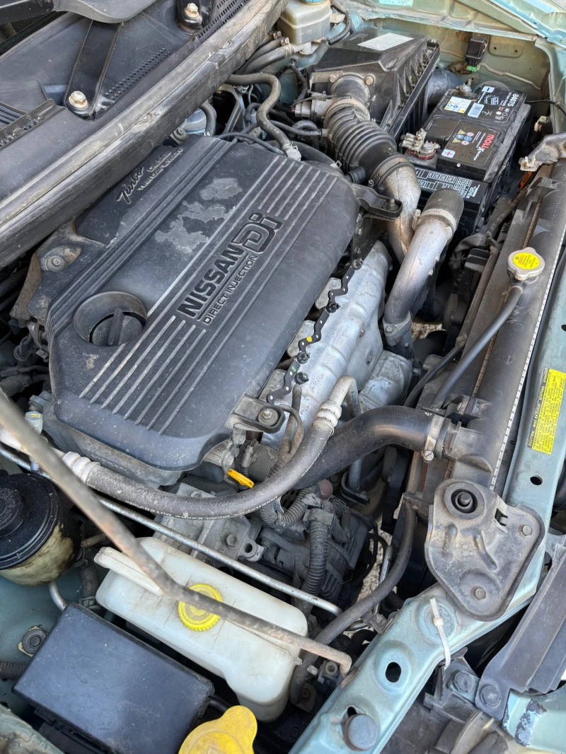 Nissan Almera tino, снимка 5 - Автомобили и джипове - 52953571