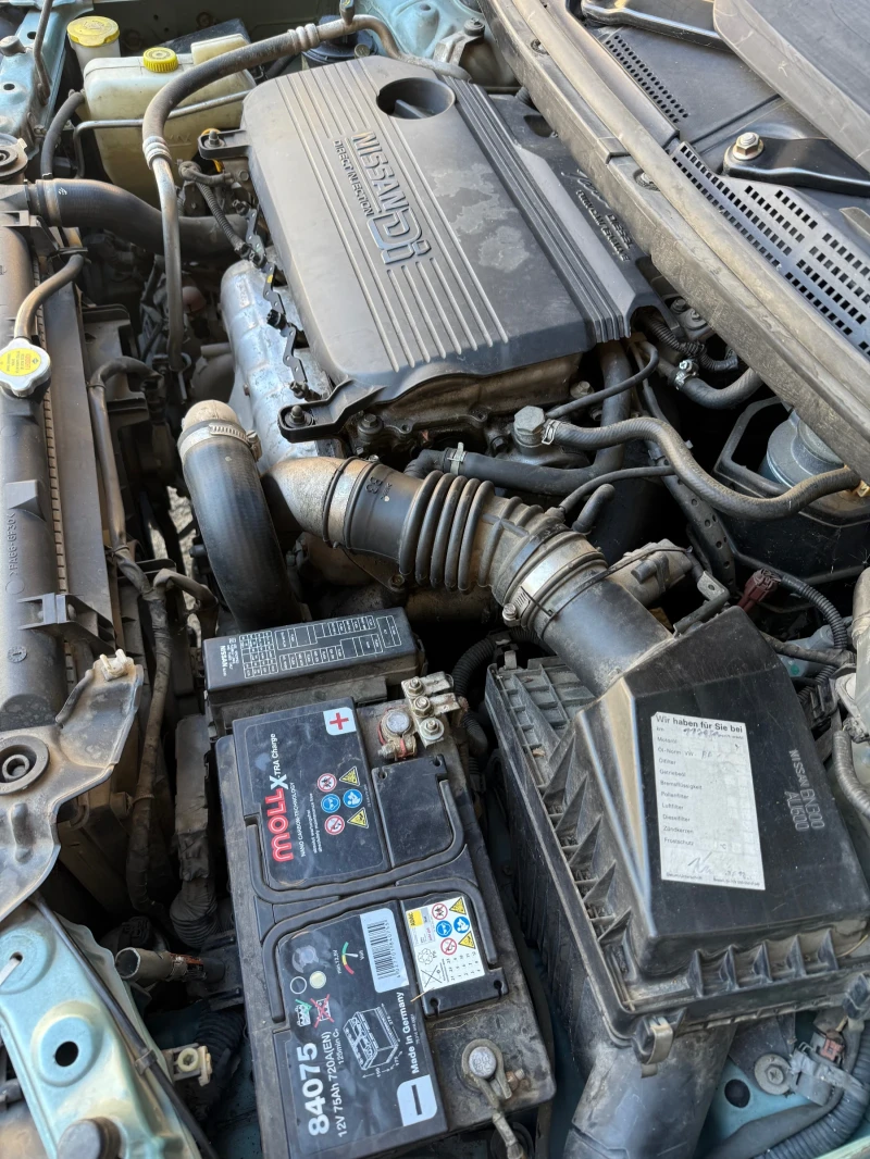 Nissan Almera tino, снимка 4 - Автомобили и джипове - 52953571