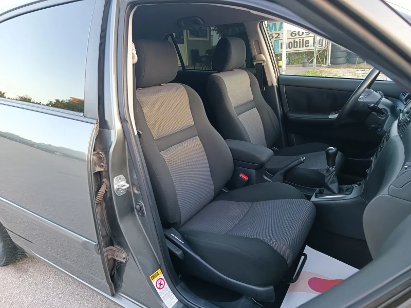 Toyota Corolla 1.6i-110кс-ШВЕЙЦАРИЯ-РЪЧКА-ГАЗ/БЕНЗИН-SPORT, снимка 13 - Автомобили и джипове - 52018102