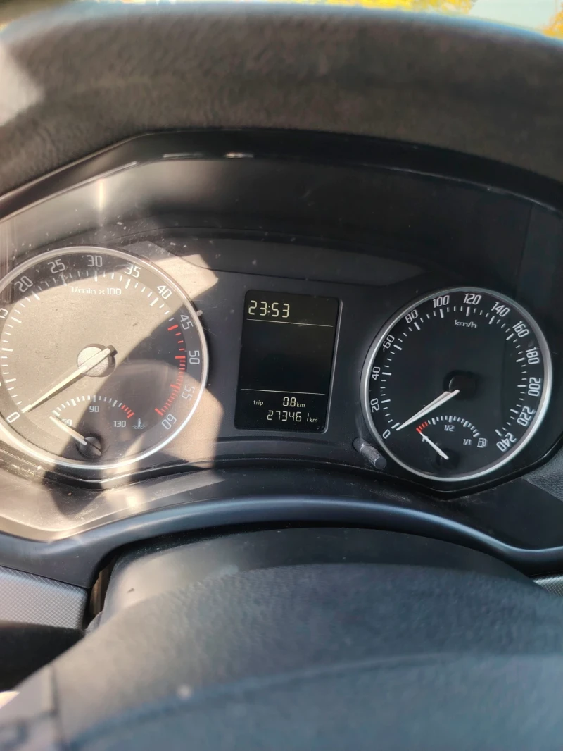 Skoda Octavia, снимка 6 - Автомобили и джипове - 52512548