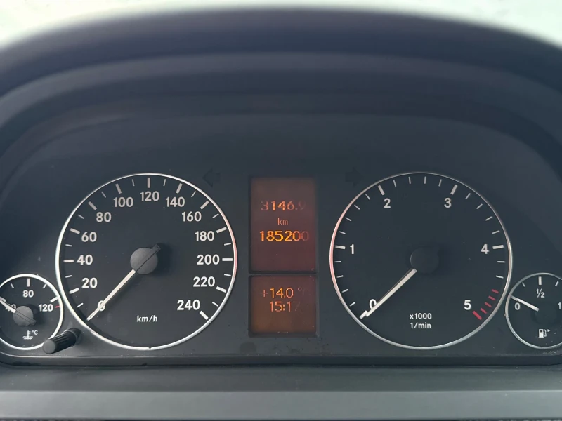 Mercedes-Benz A 180 А180CDI, снимка 16 - Автомобили и джипове - 52677580