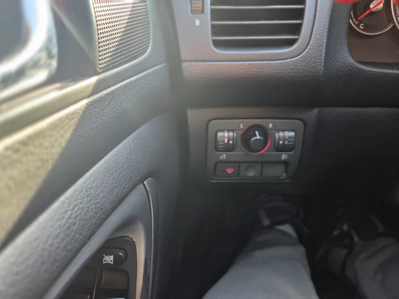 Subaru Legacy Autbec 2.5i, снимка 11 - Автомобили и джипове - 52837406