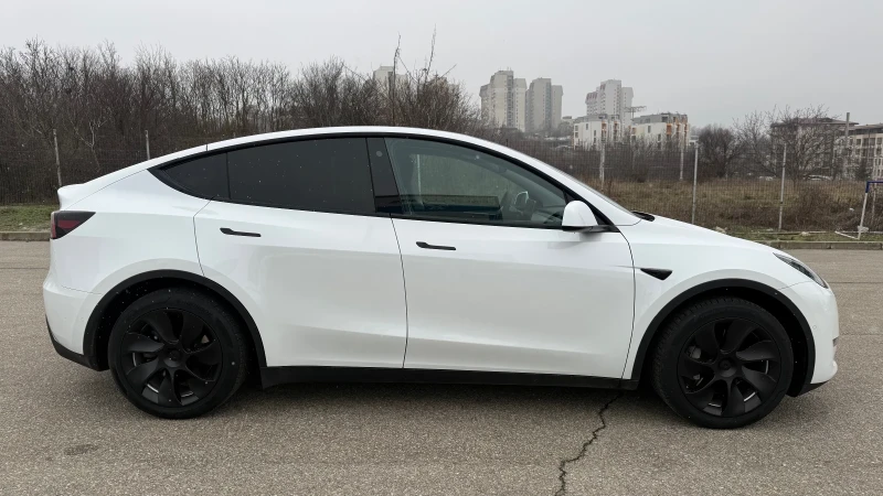 Tesla Model Y DUAL MOTOR LONG RANGE  SOH 93.5%, снимка 6 - Автомобили и джипове - 53048103