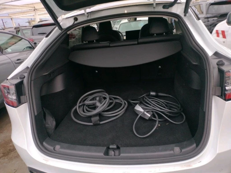 Tesla Model Y DUAL MOTOR LONG RANGE AWD очакван внос, снимка 11 - Автомобили и джипове - 53048103