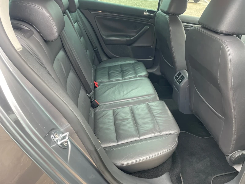 VW Golf GT 1.9 TDI 105кс ТОП СЪСТОЯНИЕ, снимка 14 - Автомобили и джипове - 53275251