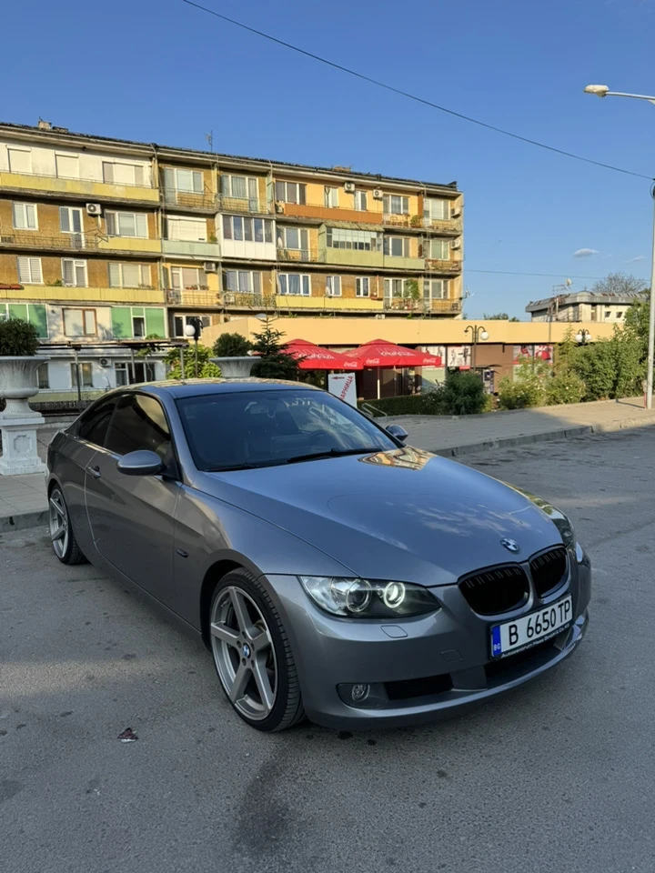 BMW 330 Е92