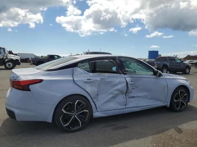 Nissan Altima 2.5L 4 Front-wheel Drive, снимка 8 - Автомобили и джипове - 52934755