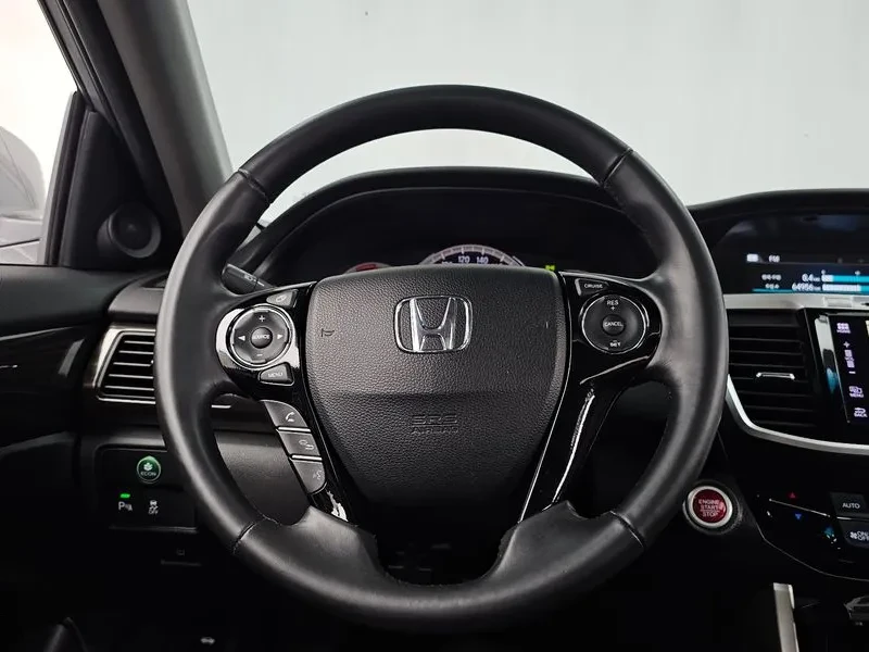 Honda Accord 2.4 9Th Gen , снимка 13 - Автомобили и джипове - 55796278