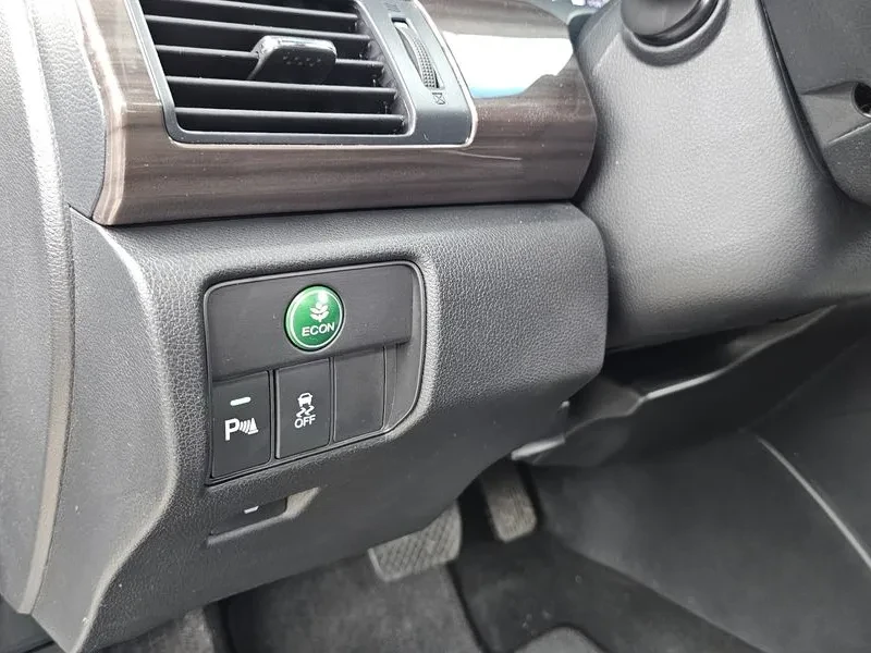 Honda Accord 2.4 9Th Gen , снимка 16 - Автомобили и джипове - 55796278