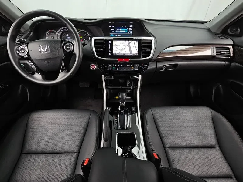Honda Accord 2.4 9Th Gen , снимка 7 - Автомобили и джипове - 55796278