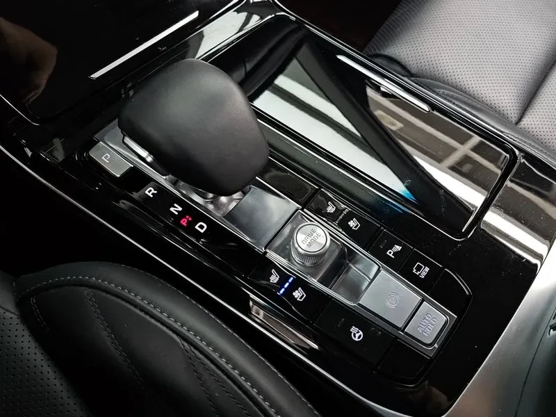 Kia K7 2.5 Gdi X Edition, снимка 9 - Автомобили и джипове - 56287393