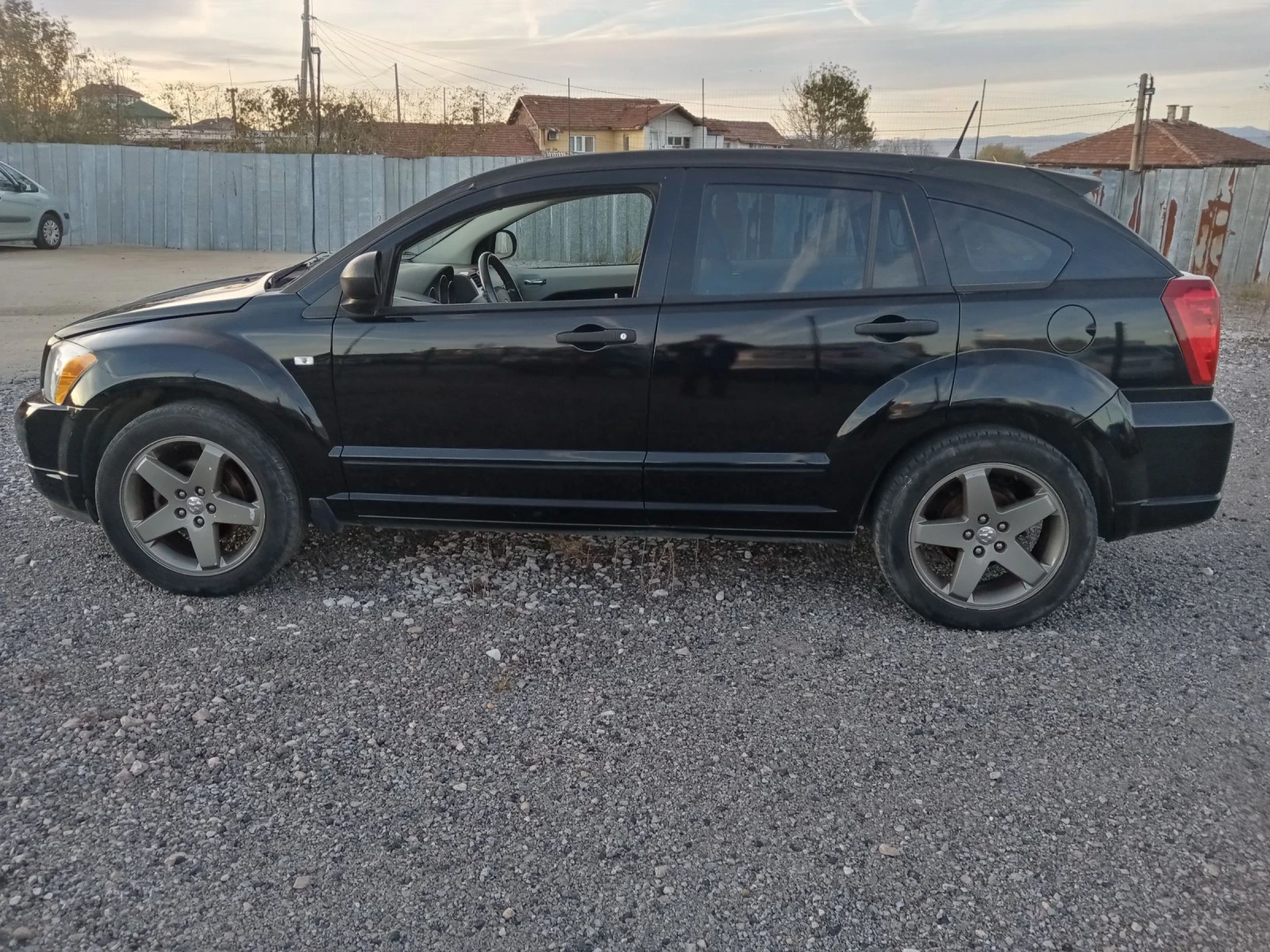 Dodge Caliber 2.0 TDI - изображение 5