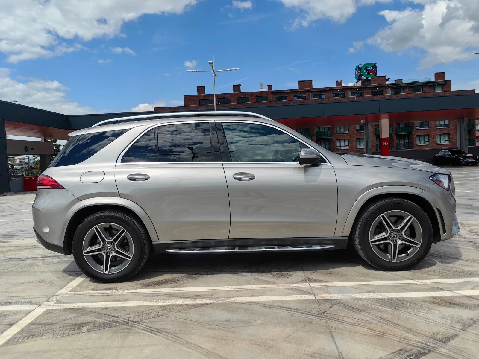 Mercedes-Benz GLE 450 AMG Package - изображение 7