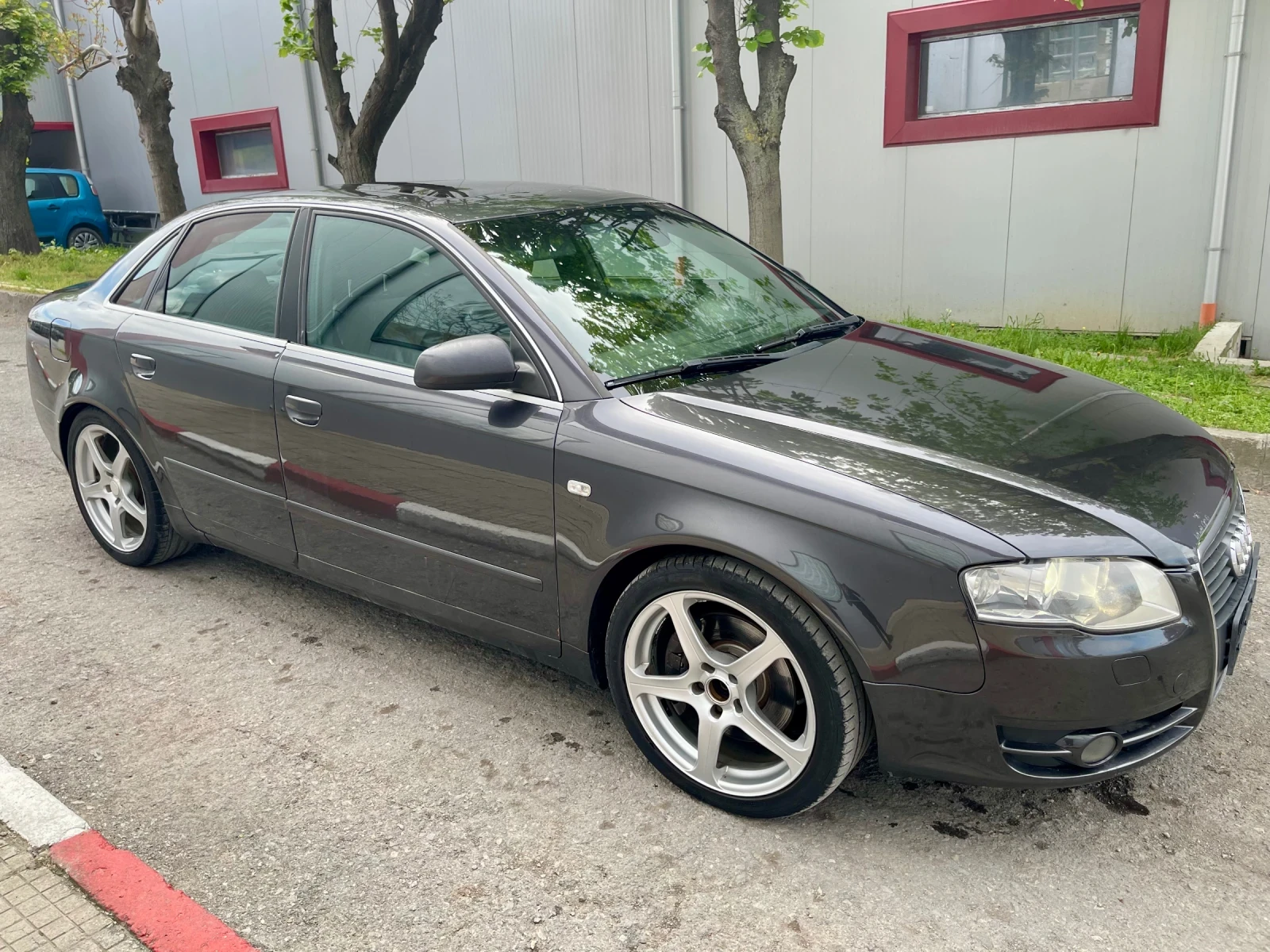 Audi A4 3.0TDi /Ръчни ск. /S-Line / НА ЧАСТИ - изображение 3