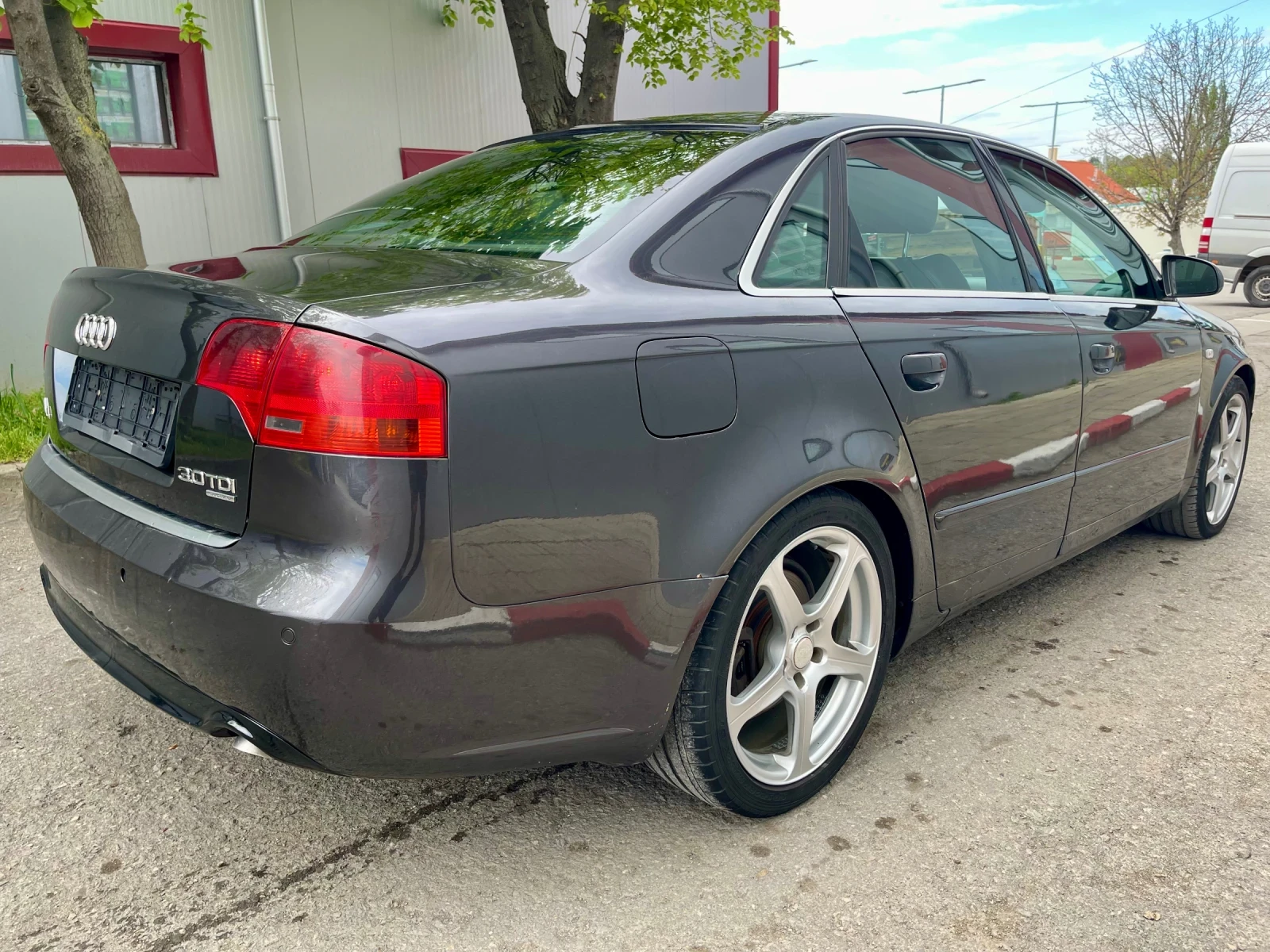 Audi A4 3.0TDi /Ръчни ск. /S-Line / НА ЧАСТИ - изображение 4