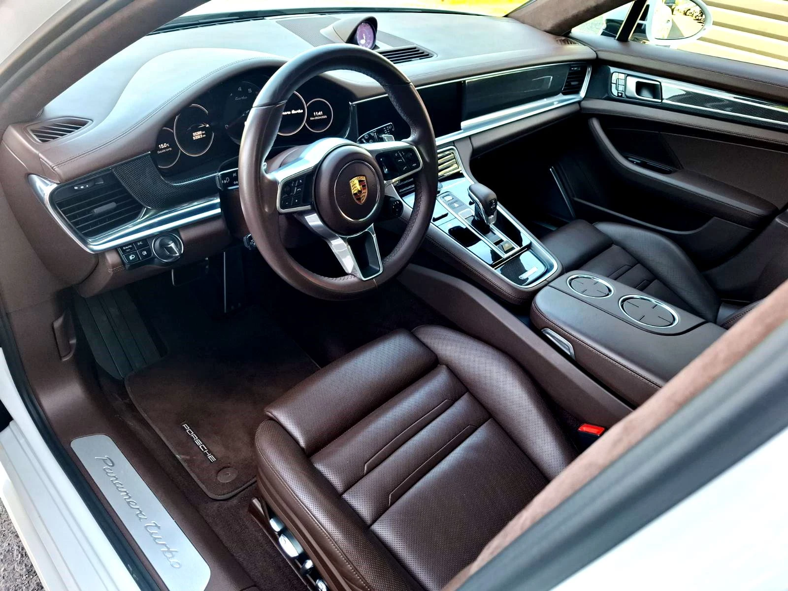 Porsche Panamera Turbo Sport Turismo - Сервизна история! - изображение 9