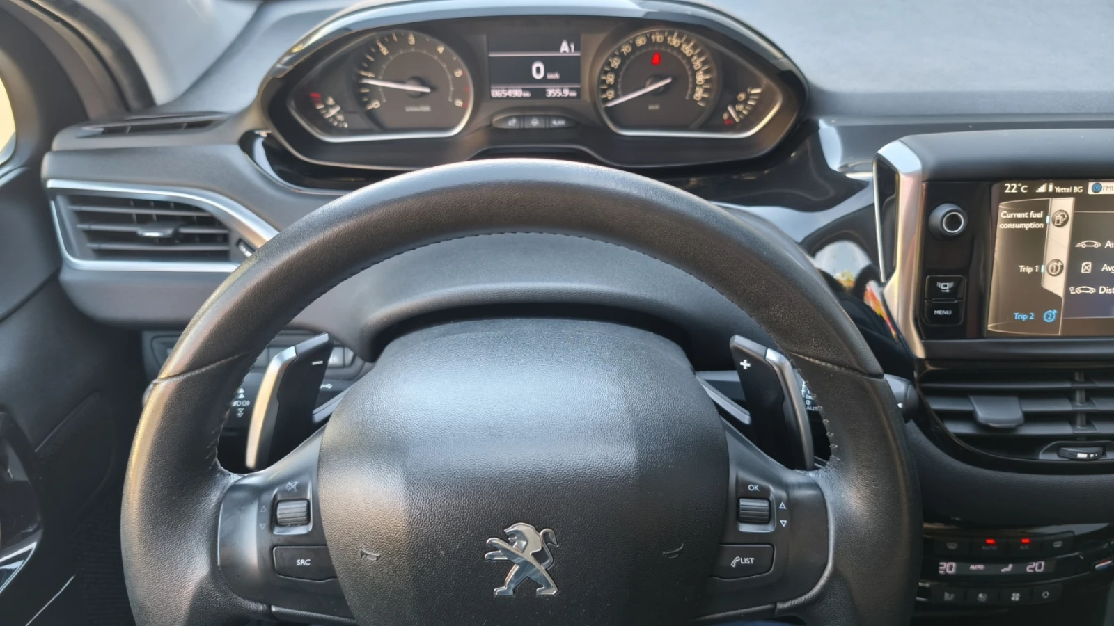 Peugeot 208 ALLURE 1.6e-HDi/92 STT ETG6 - изображение 9