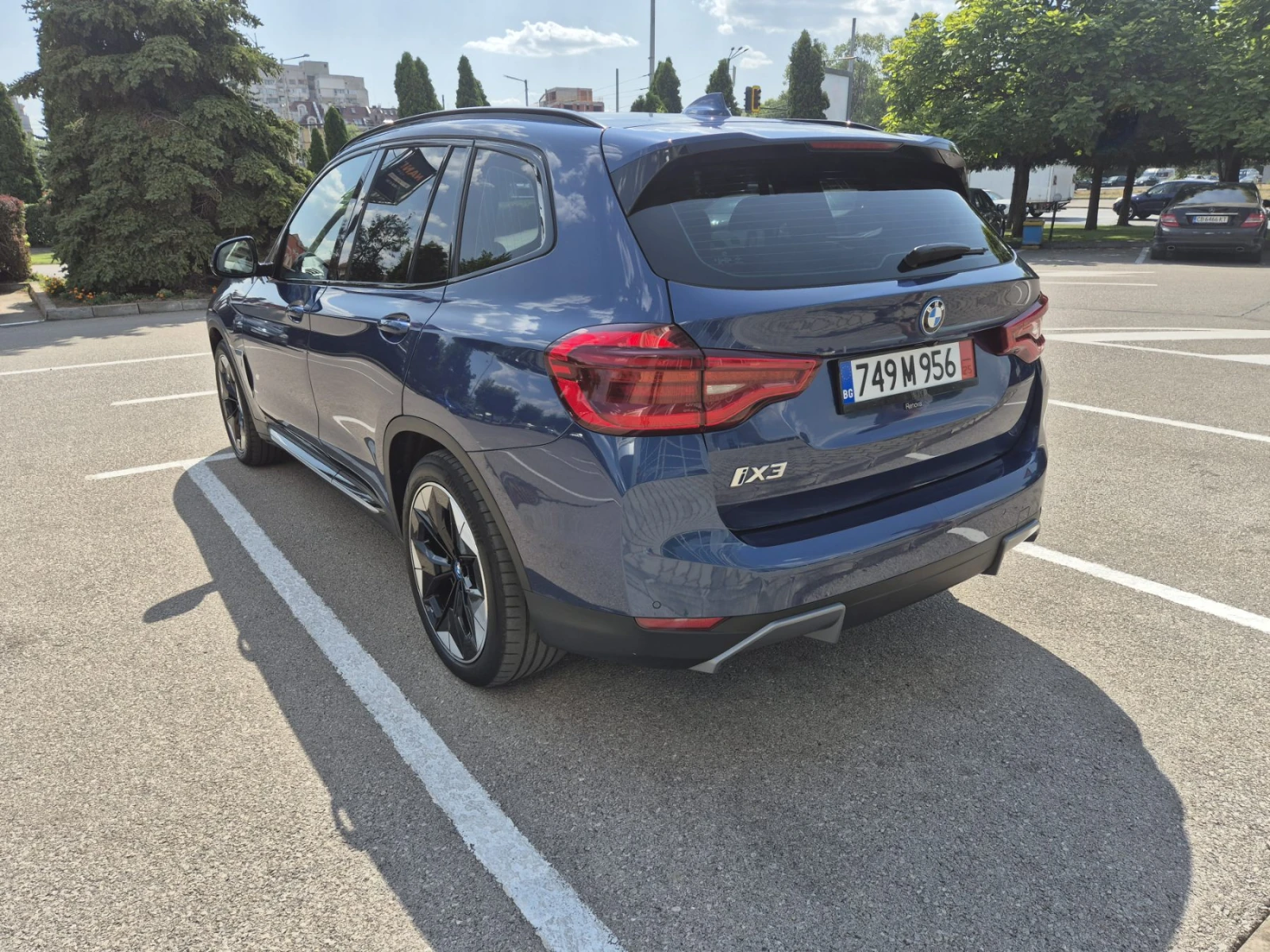 BMW iX3  - изображение 4