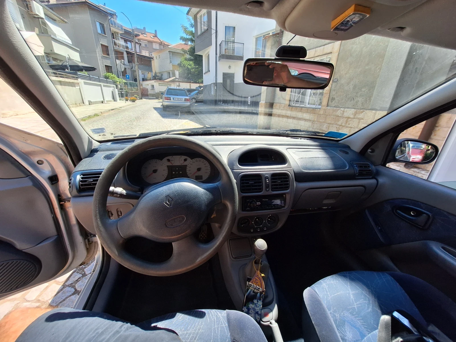 Renault Clio 2 - изображение 6