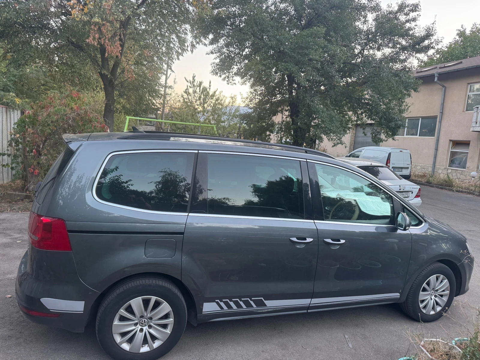 VW Sharan  - изображение 3