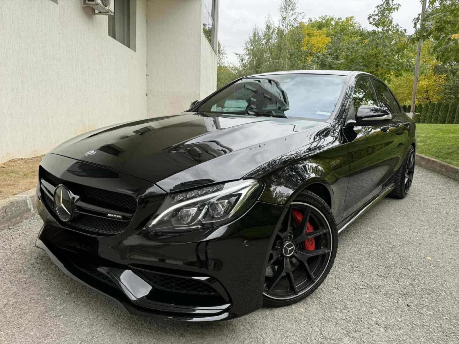Mercedes-Benz C 63 AMG S / PERFORMANCE  - изображение 3