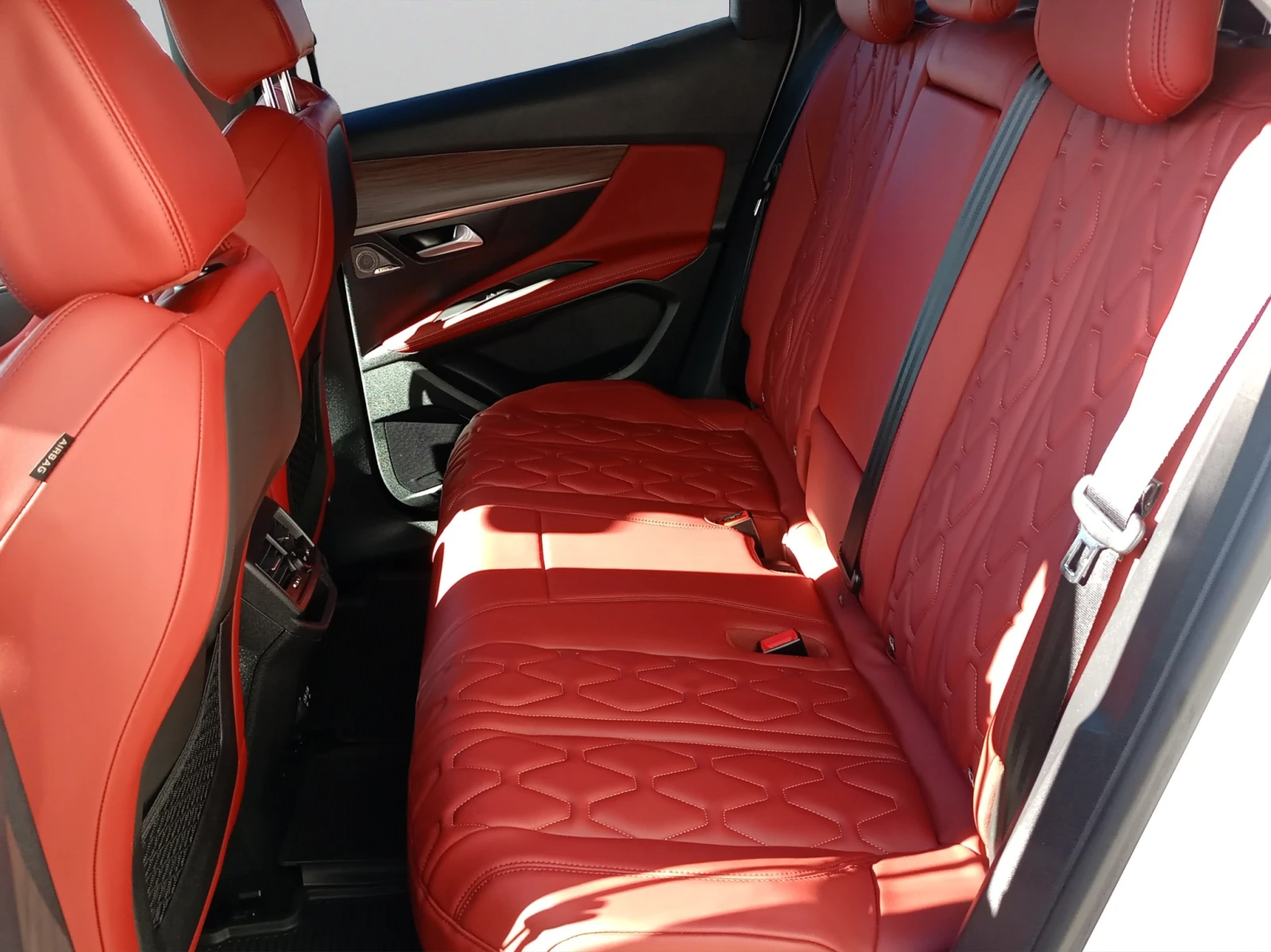 Peugeot 3008 New Line Up GT 1.6 Plug-in HYBRID 4WD 300 e-EAT8 E | Mobile.bg   11