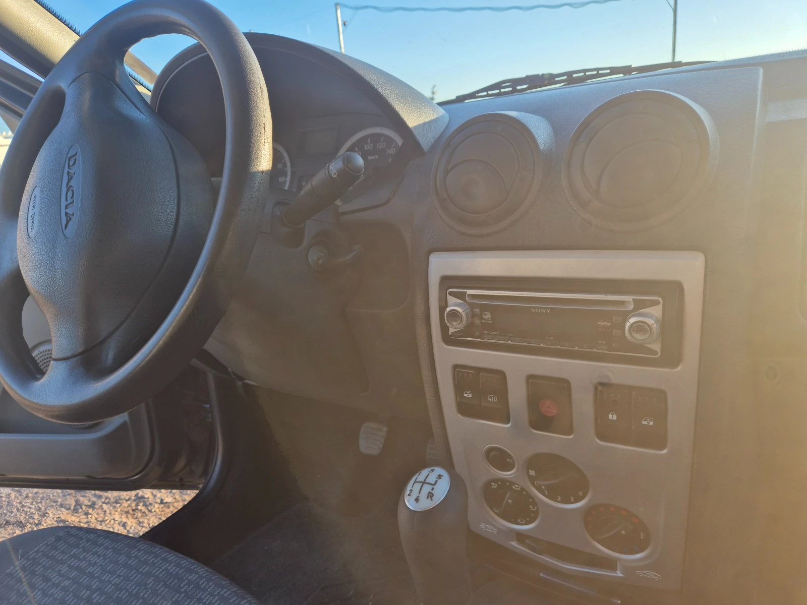 Dacia Logan 1.5 DCI - изображение 5