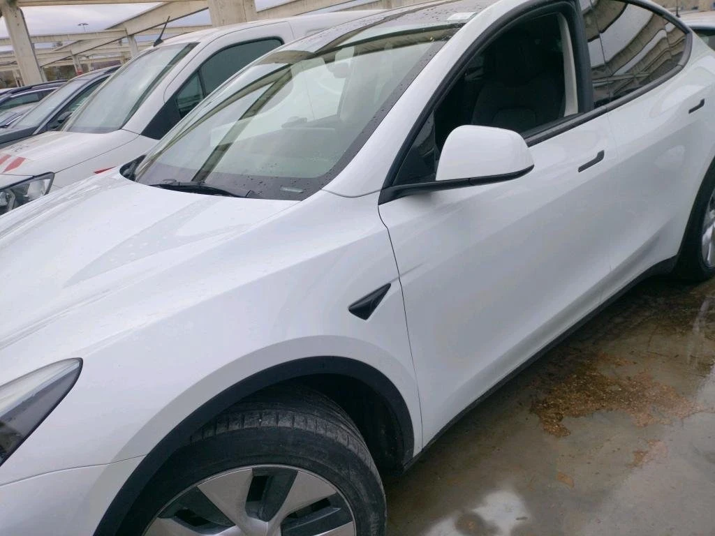 Tesla Model Y DUAL MOTOR LONG RANGE AWD ������� ���� | Mobile.bg � ����������� 4