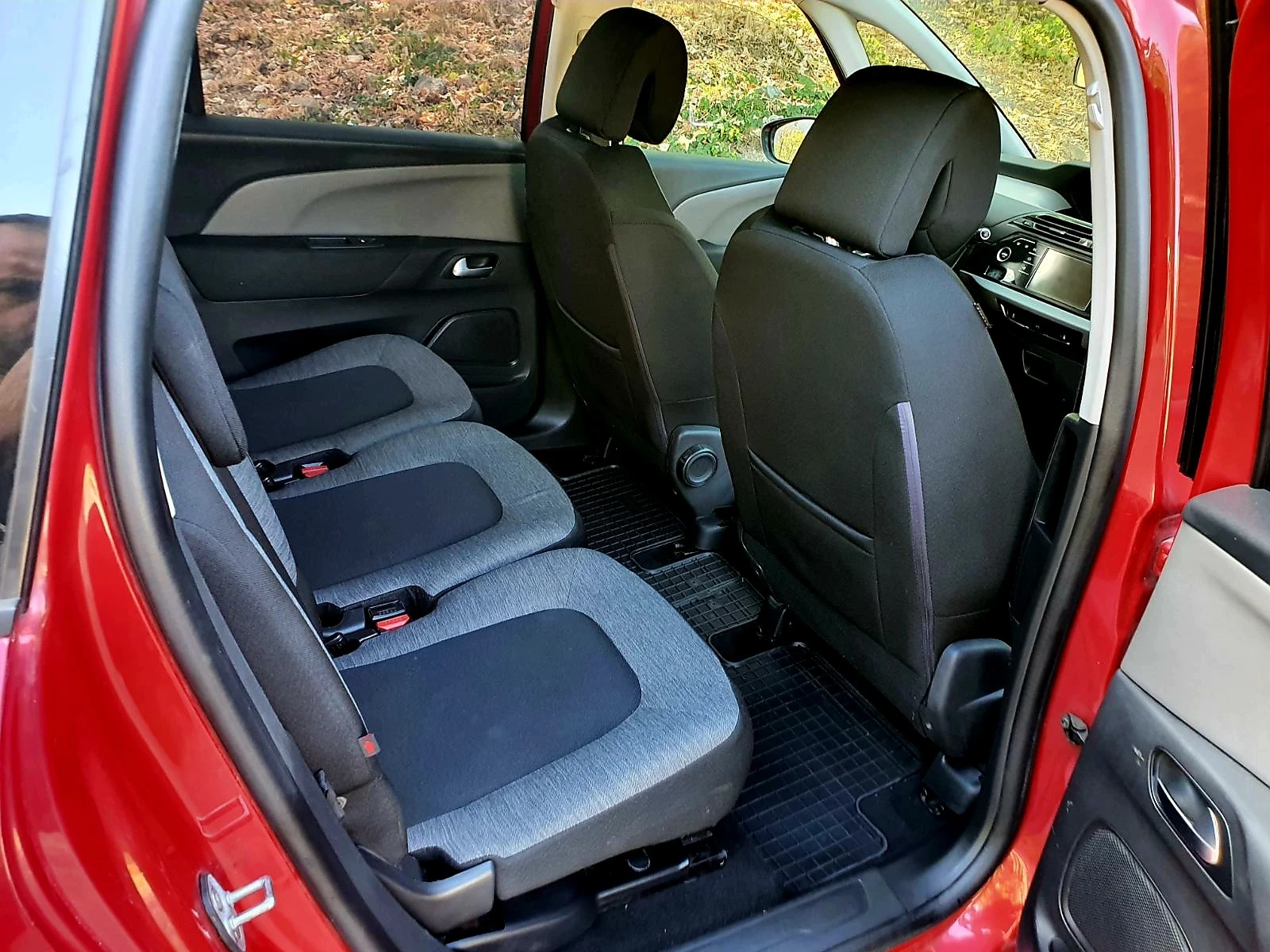 Citroen Grand C4 Picasso 1.6 Blue HDI 7-������ ��������  | Mobile.bg � ����������� 17