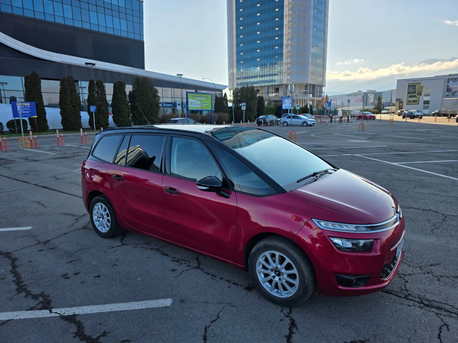 Citroen Grand C4 Picasso 1.6 Blue HDI 7-местен обслужен  - изображение 8
