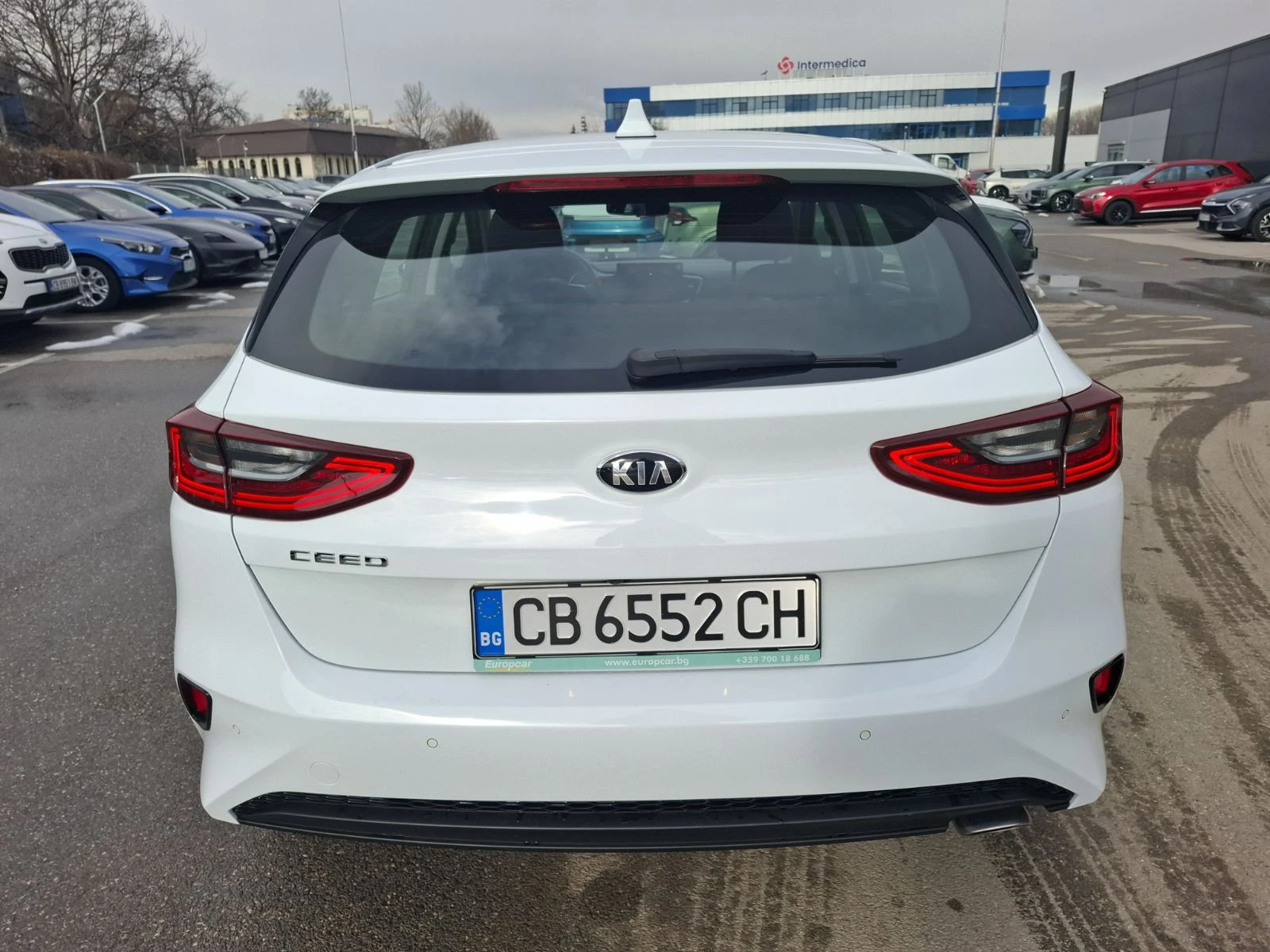 Kia Ceed 1.0 Турбо Гаранция - изображение 5