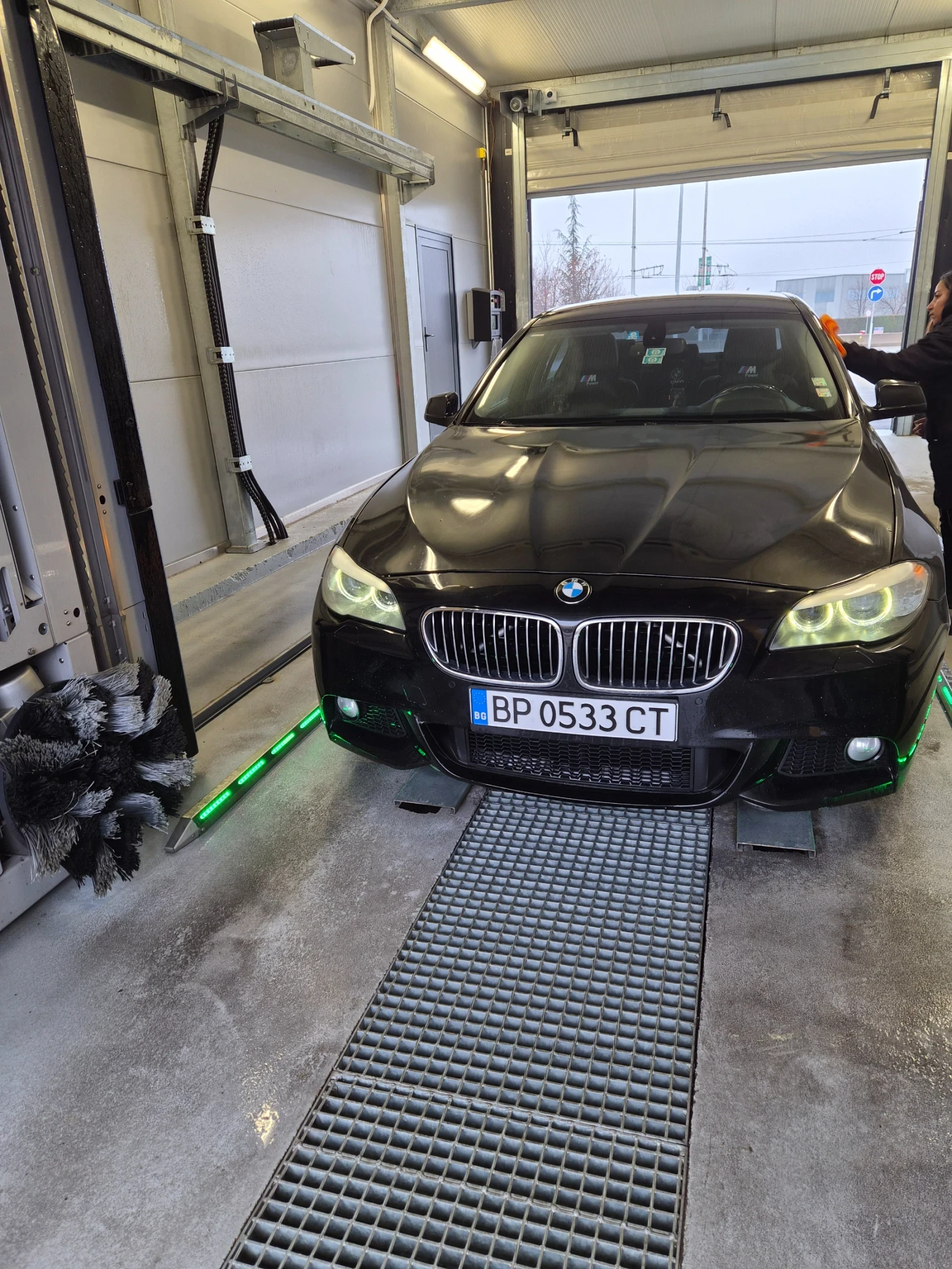 BMW 530 За повече информация на лично има още екстри, снимка 4 - Автомобили и джипове - 53727998