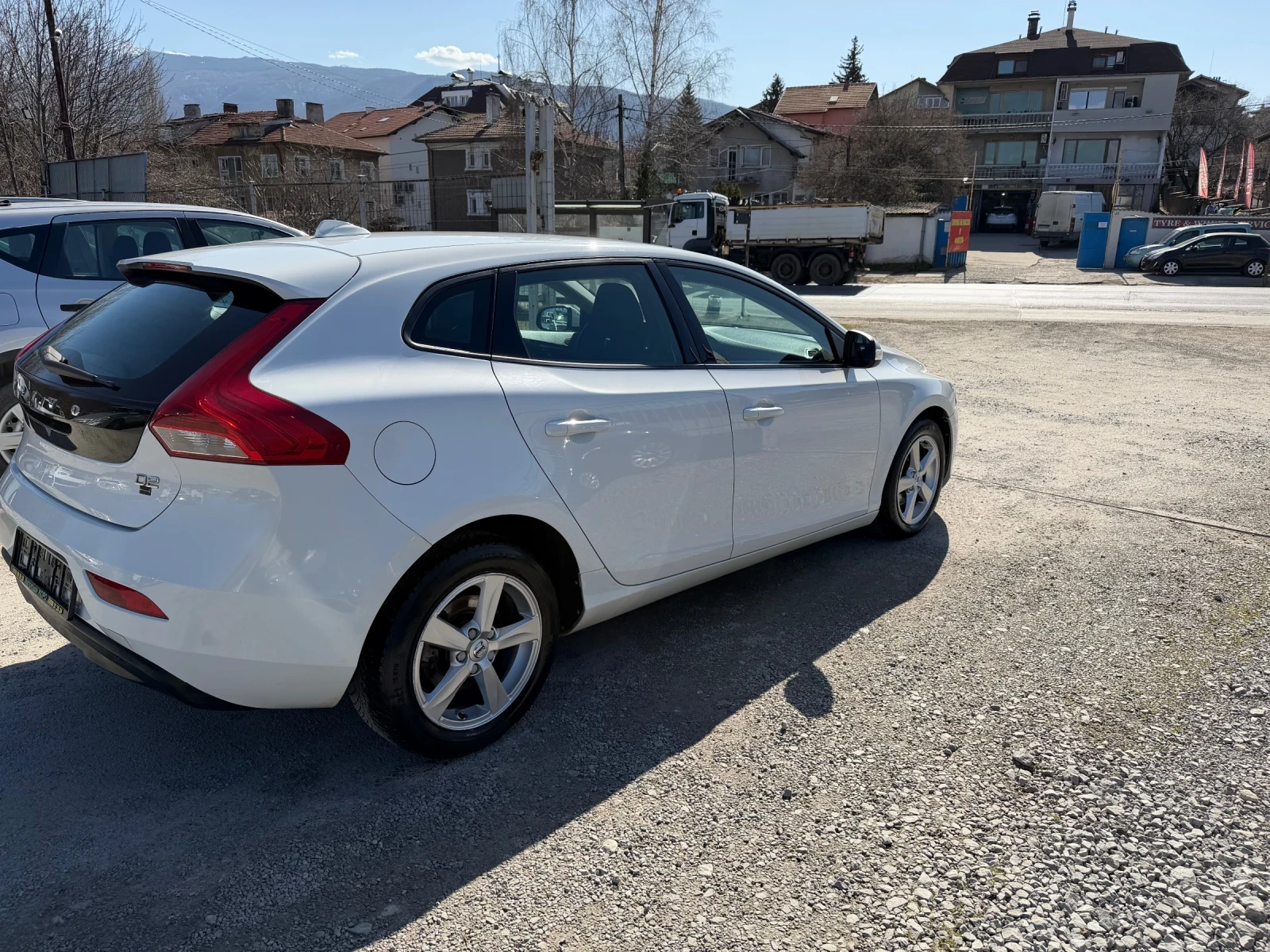 Volvo V40 2.0 DIZEL, 120 коня , ТОП, снимка 5 - Автомобили и джипове - 53815018