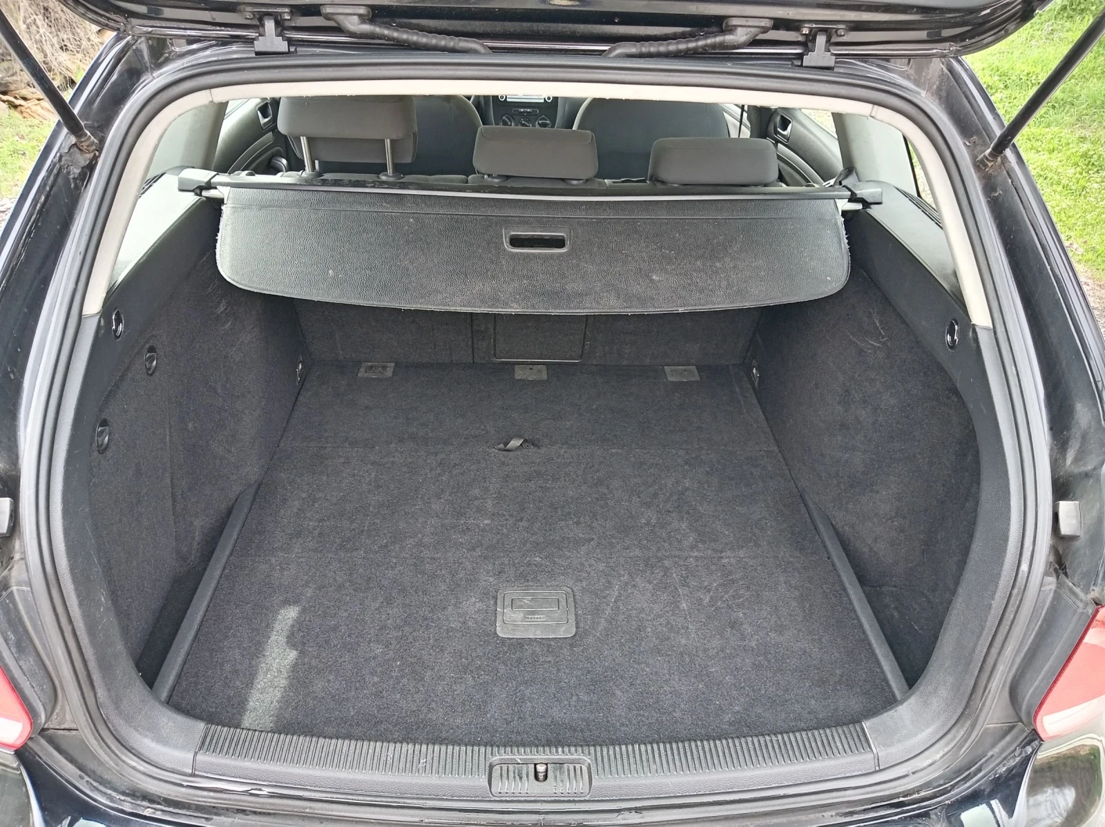 VW Golf Variant 1.9 TDI 105кс, Нов Внос! , снимка 12 - Автомобили и джипове - 54015807