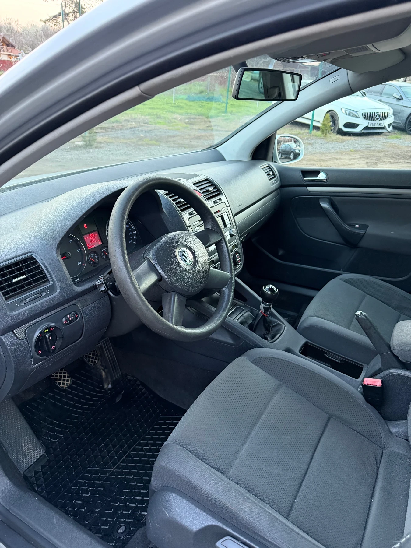 VW Golf 1.9 TDI 105к.с. BKC, снимка 10 - Автомобили и джипове - 54092389