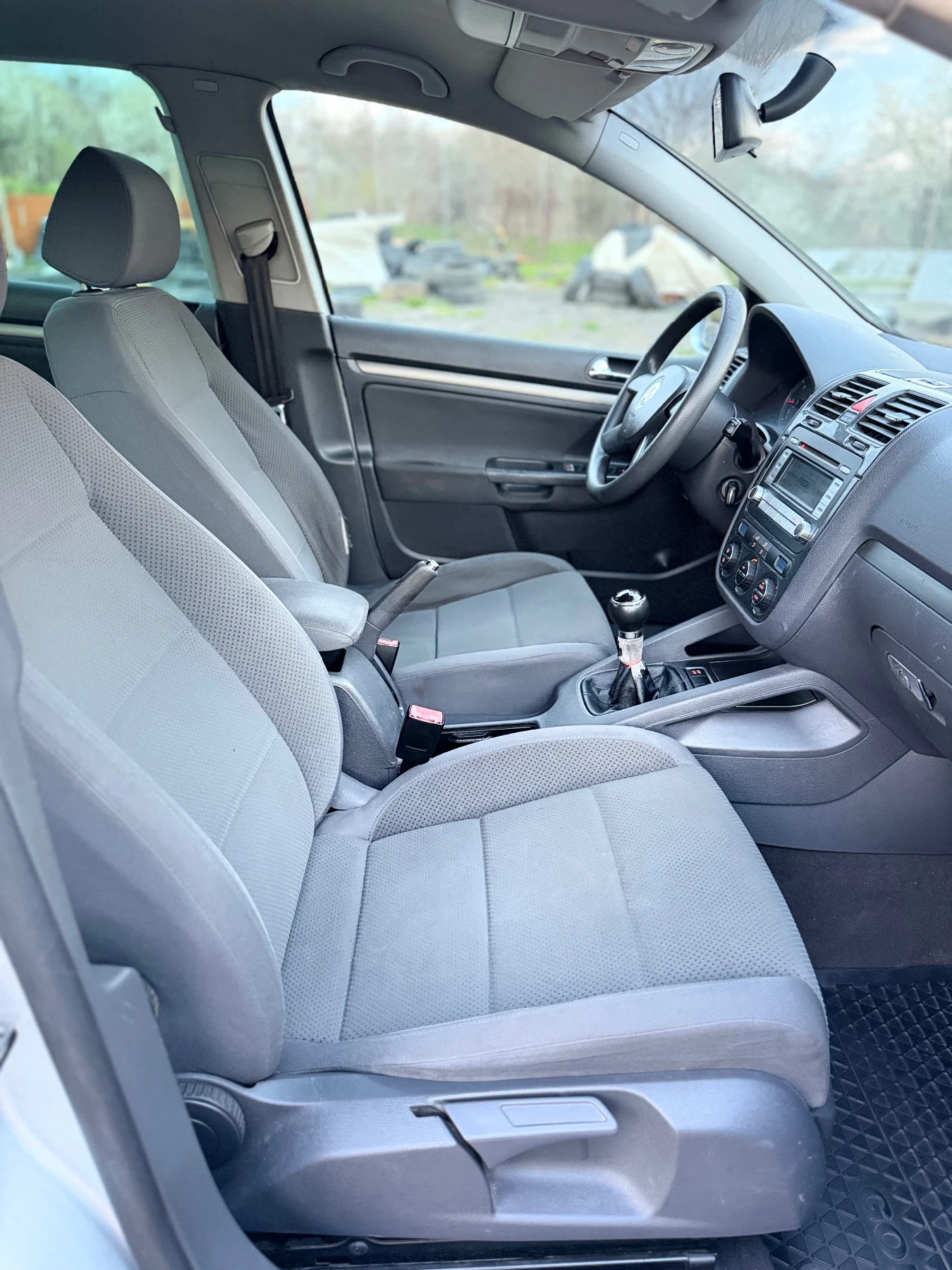 VW Golf 1.9 TDI 105к.с. BKC, снимка 12 - Автомобили и джипове - 54092389