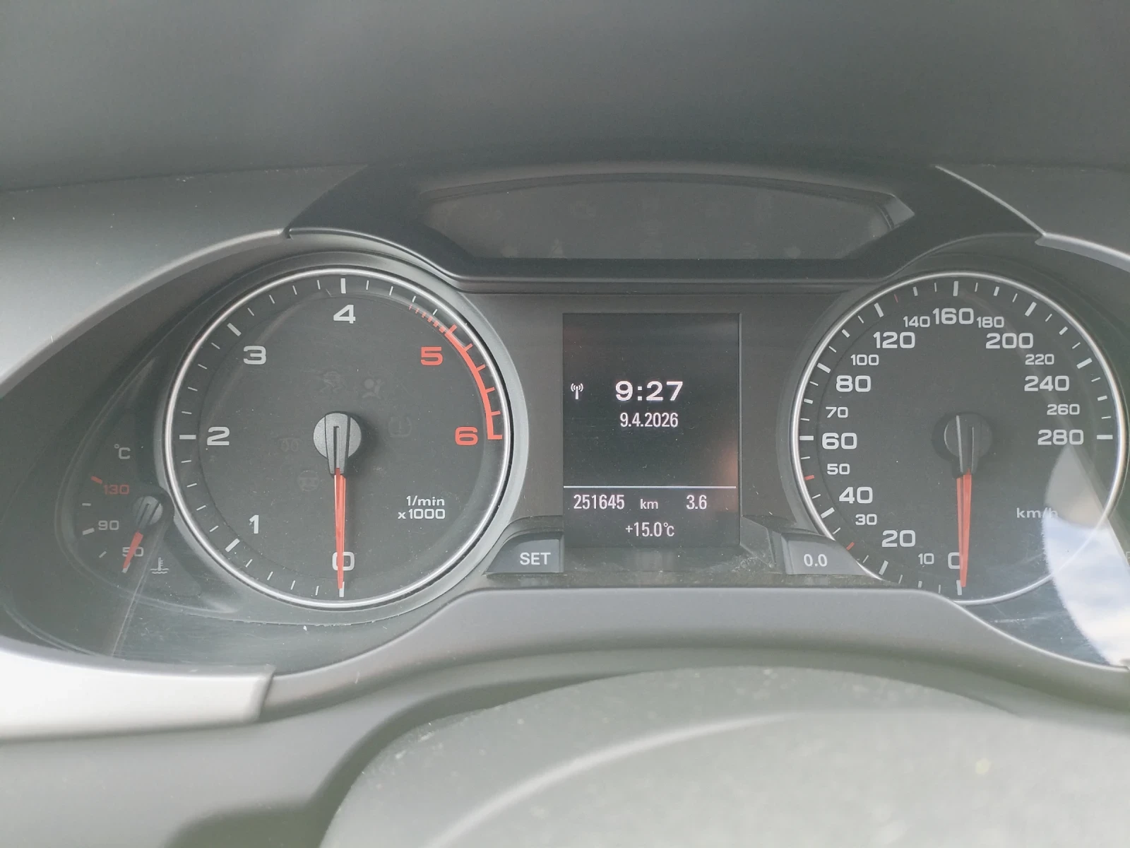 Audi A4 2.0TDI SLINE 143KC, снимка 8 - Автомобили и джипове - 54144795