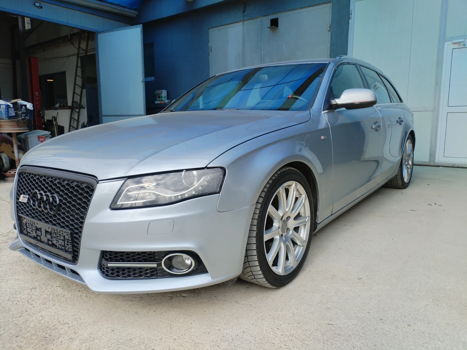Audi A4 2.0TDI SLINE 143KC, снимка 2 - Автомобили и джипове - 54144795