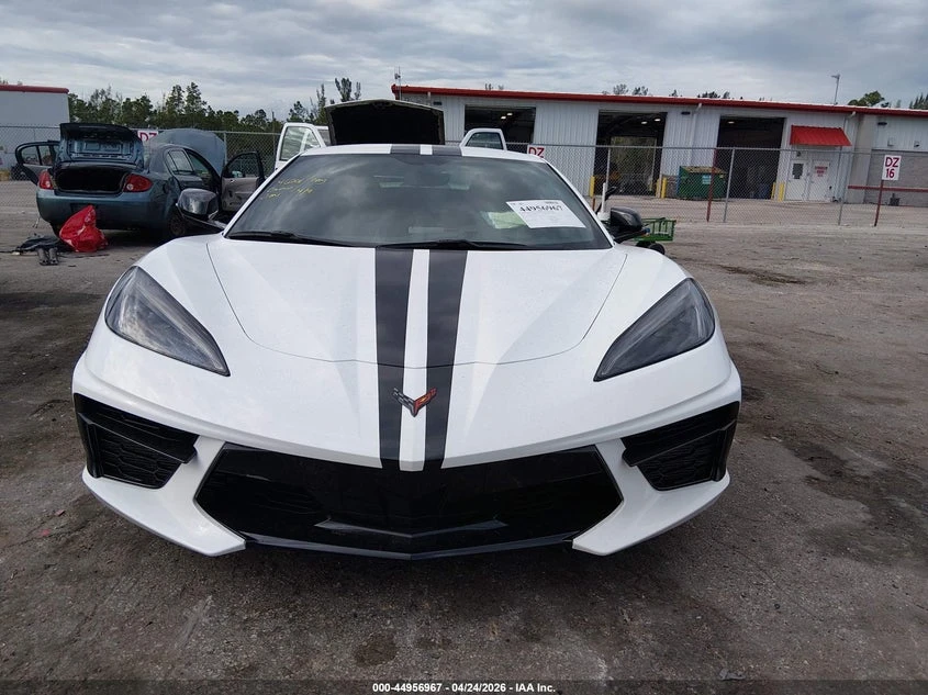 Chevrolet Corvette 6.2l Stingray Rwd 1Lt, снимка 13 - Автомобили и джипове - 54460489