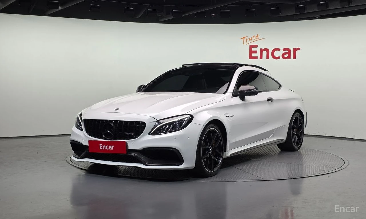 Mercedes-Benz C 63 AMG Coupe* КЕРАМИКА* BURMESTER* CARBON* 360 CAM* PANO*