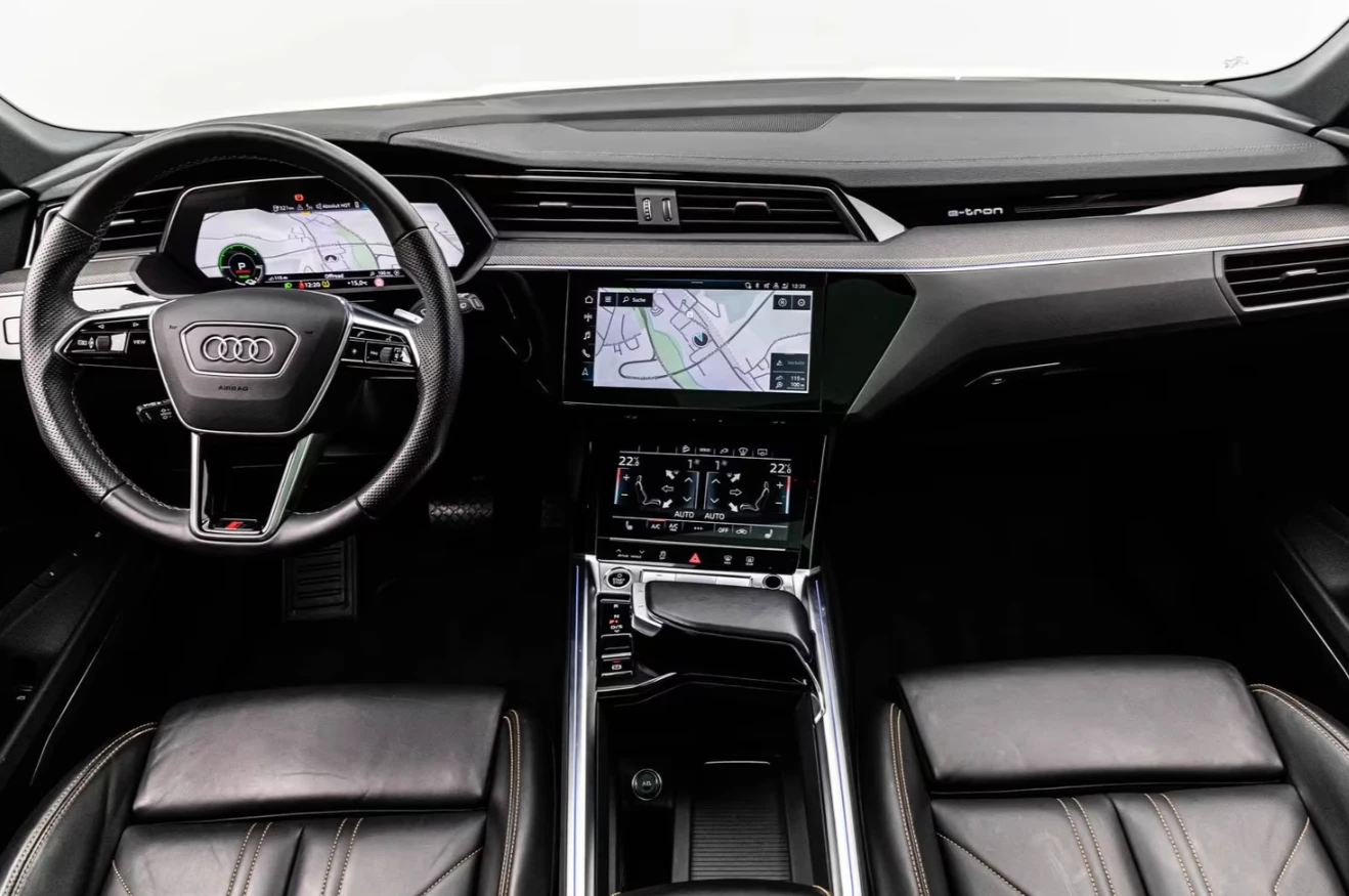 Audi E-Tron 55* S-LINE* PANO* B&O* 360* HUD* ВАКУУМ* , снимка 12 - Автомобили и джипове - 55296909