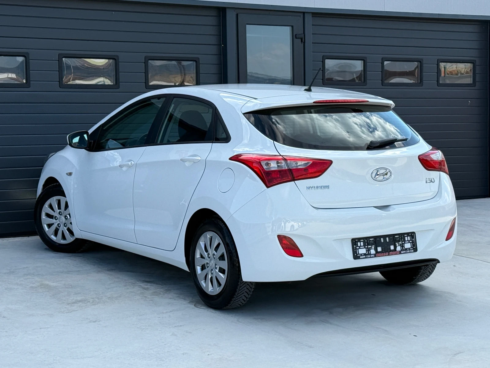 Hyundai I30 1.6CRDi, LED, EURO 6B! * 108 000км* KTEO OK!, снимка 4 - Автомобили и джипове - 55533990