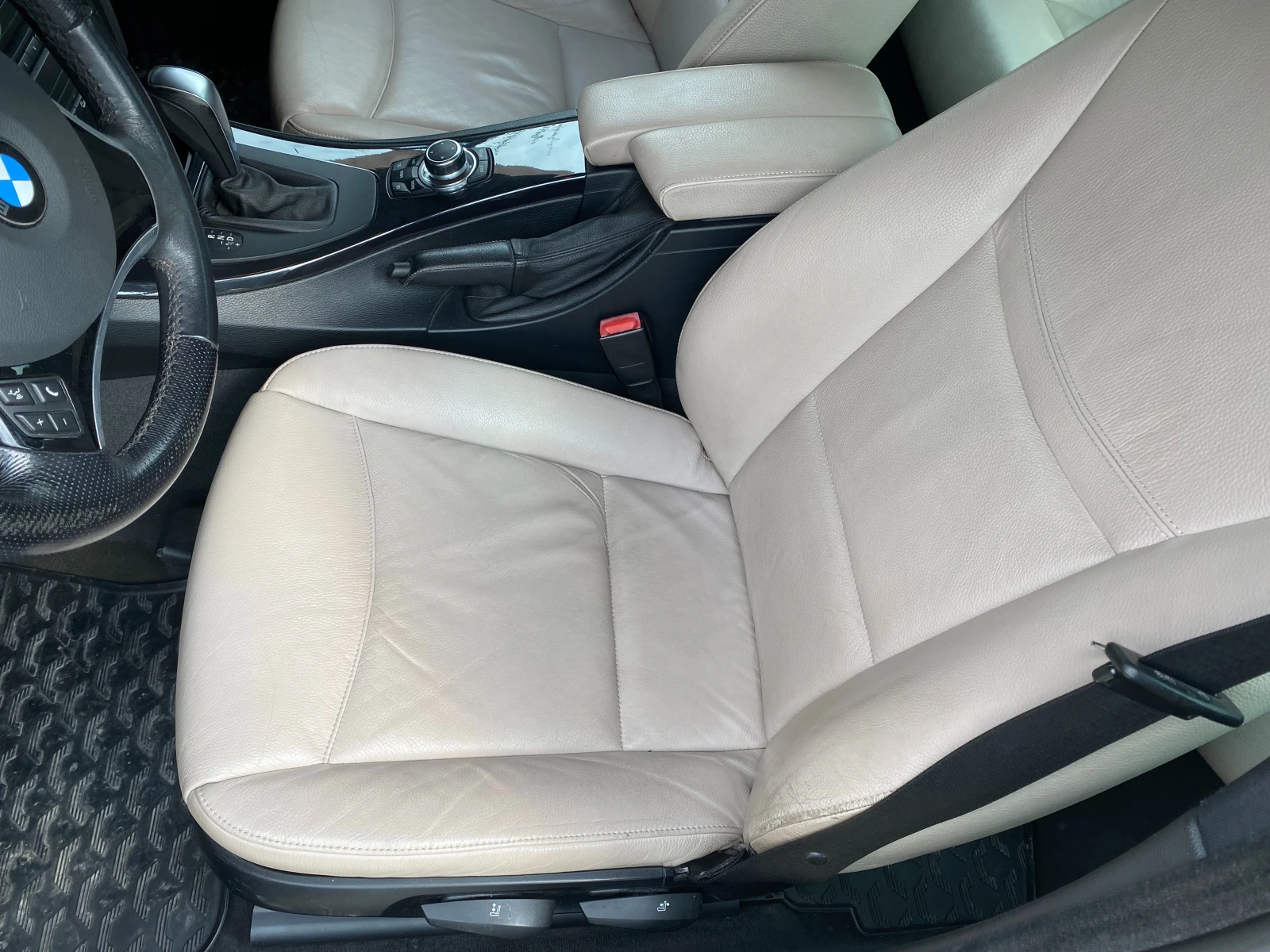 BMW 320 d xDrive, снимка 8 - Автомобили и джипове - 56150204