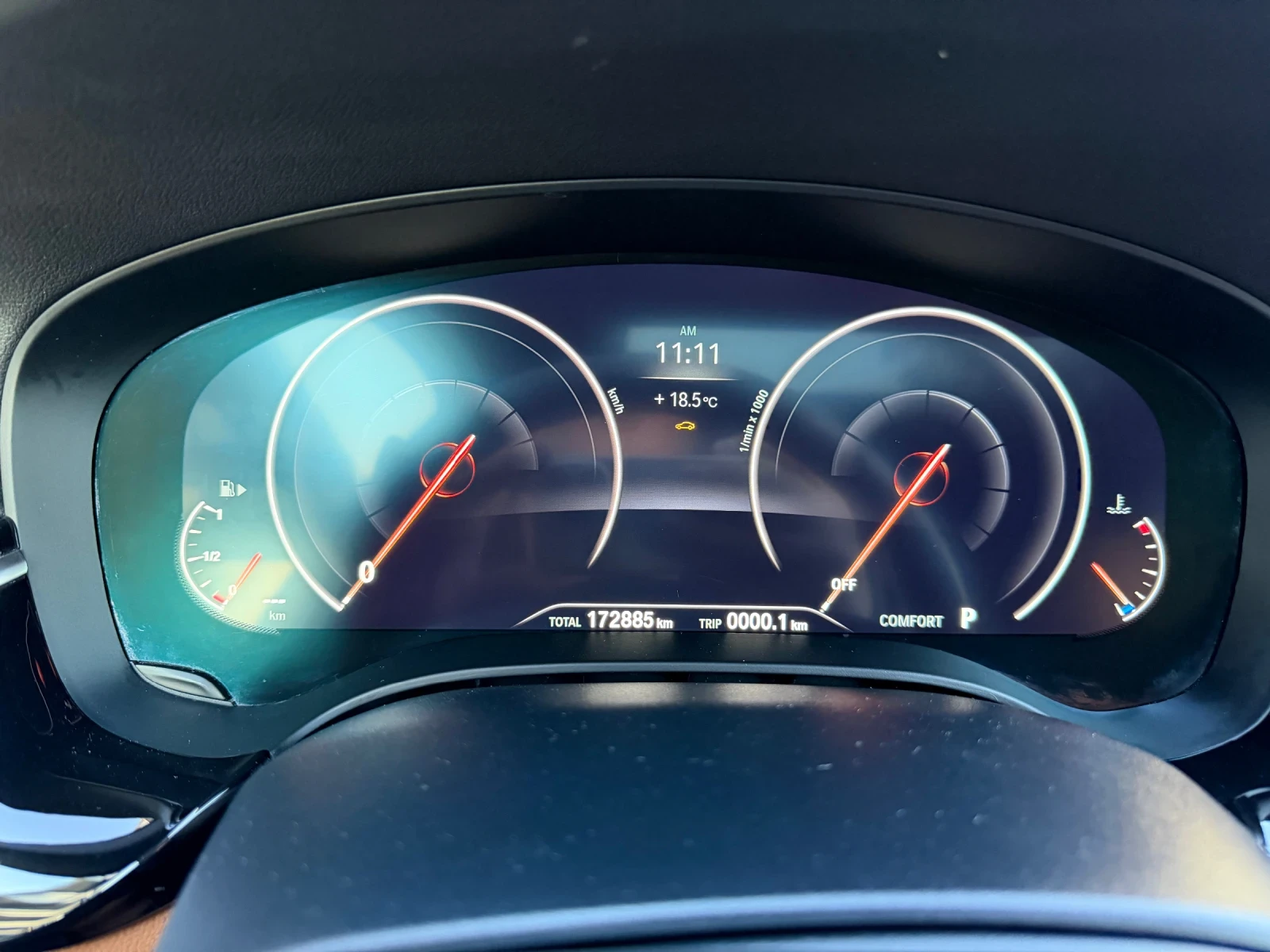 BMW 540 M-pack xDrive, снимка 11 - Автомобили и джипове - 56238749