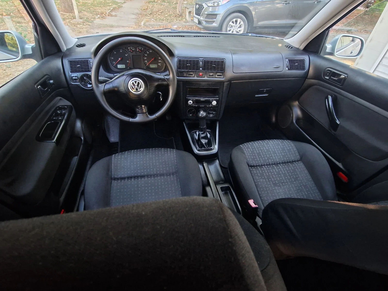 VW Golf 1.9TDI 90к.с., снимка 8 - Автомобили и джипове - 56256535