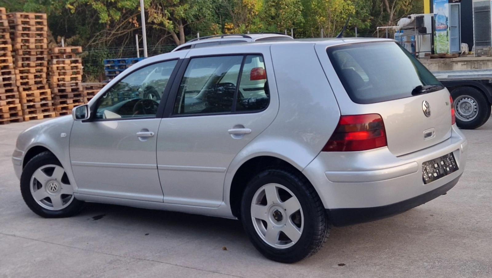 VW Golf 1.9TDI 90к.с., снимка 2 - Автомобили и джипове - 56256535